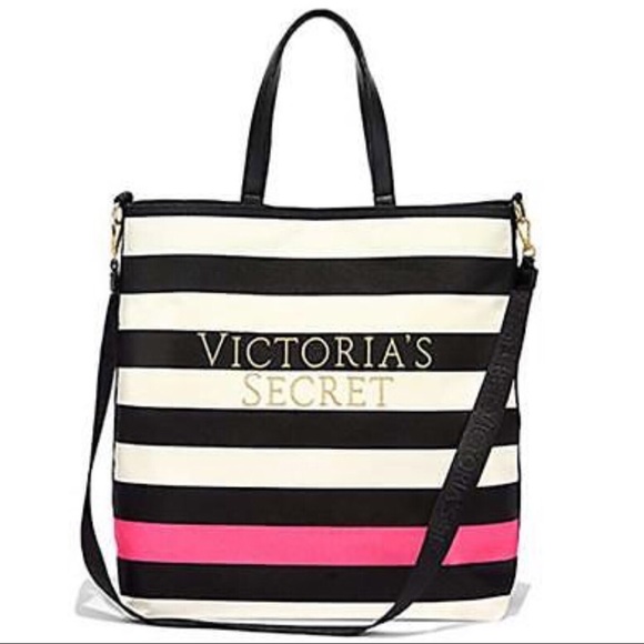 Victoria's Secret Handbags - NWT Victoria’s Secret Tote w adjustable strap